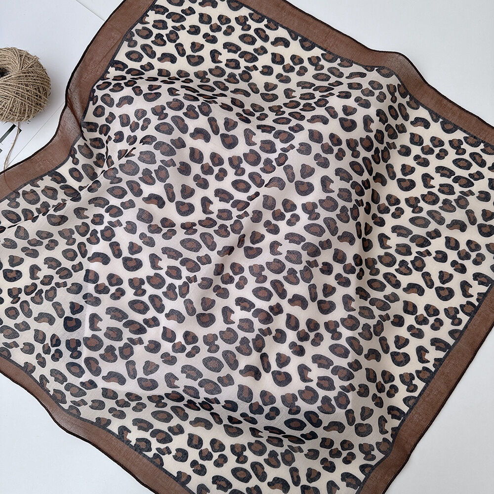 1 Piece Retro Leopard Print Pattern Bandana thumbnail 2