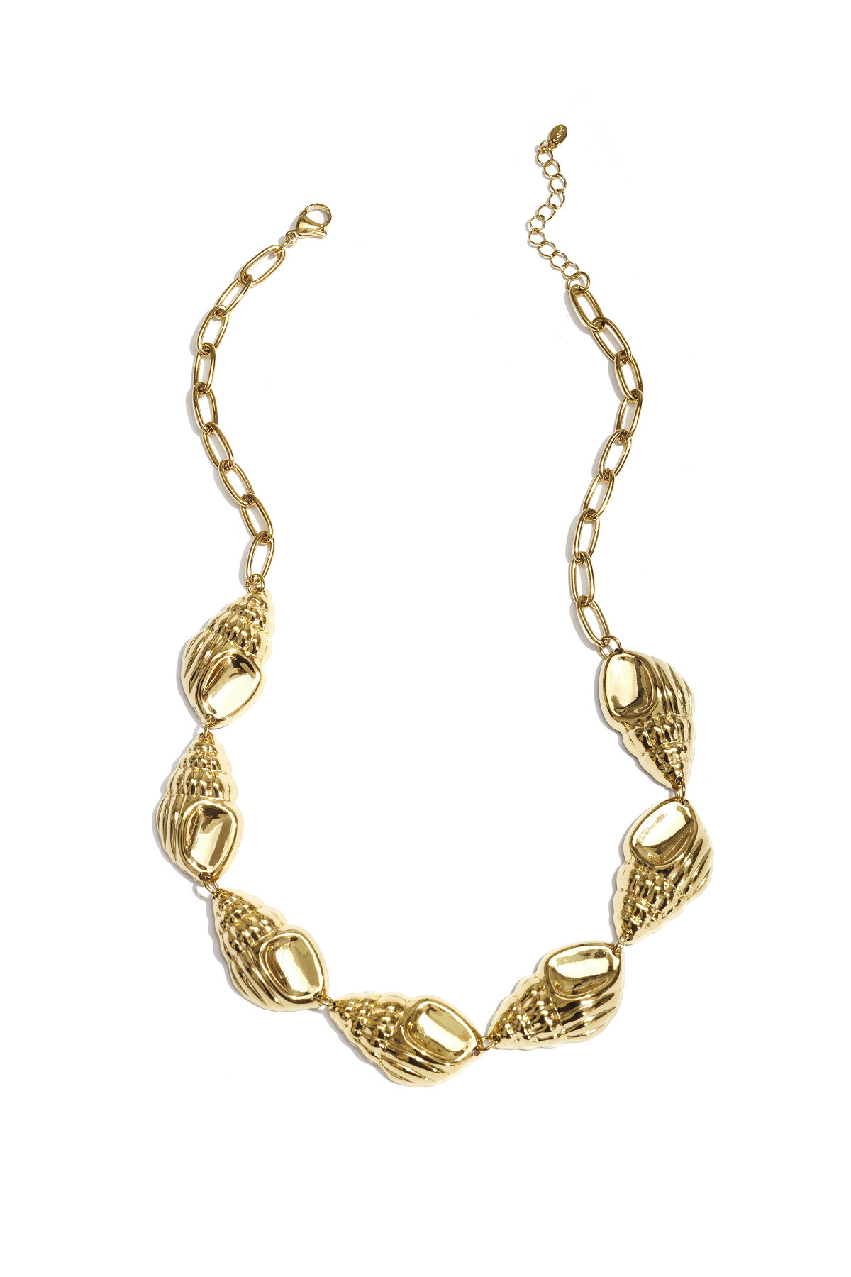 Statement necklace with large shells thumbnail 1