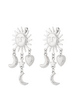 Love to the Moon and Back earrings thumbnail 3