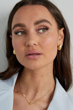 flower pearl necklace thumbnail 2