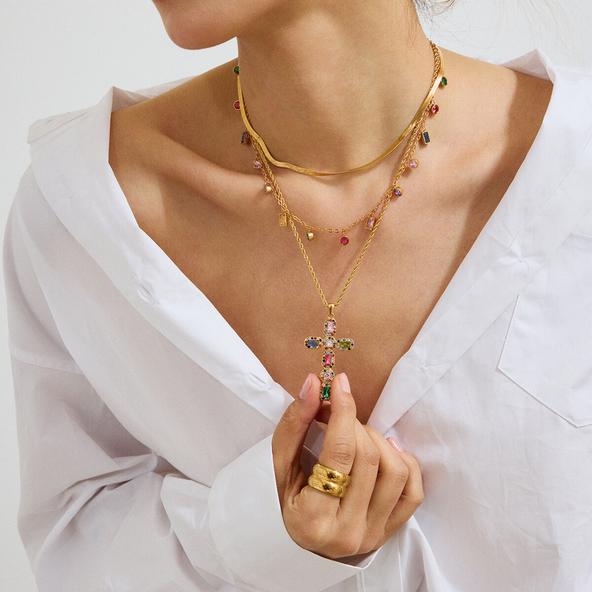 1 Piece Retro Cross Stainless Steel Waterproof Gold Color Women's Pendant Necklaces