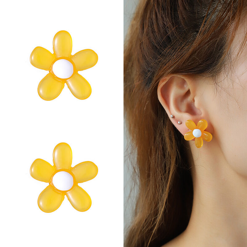 1 Pair Fashionable Series Lucid Natural Flower Shape Colorful Resin Women's Stud Earrings 2