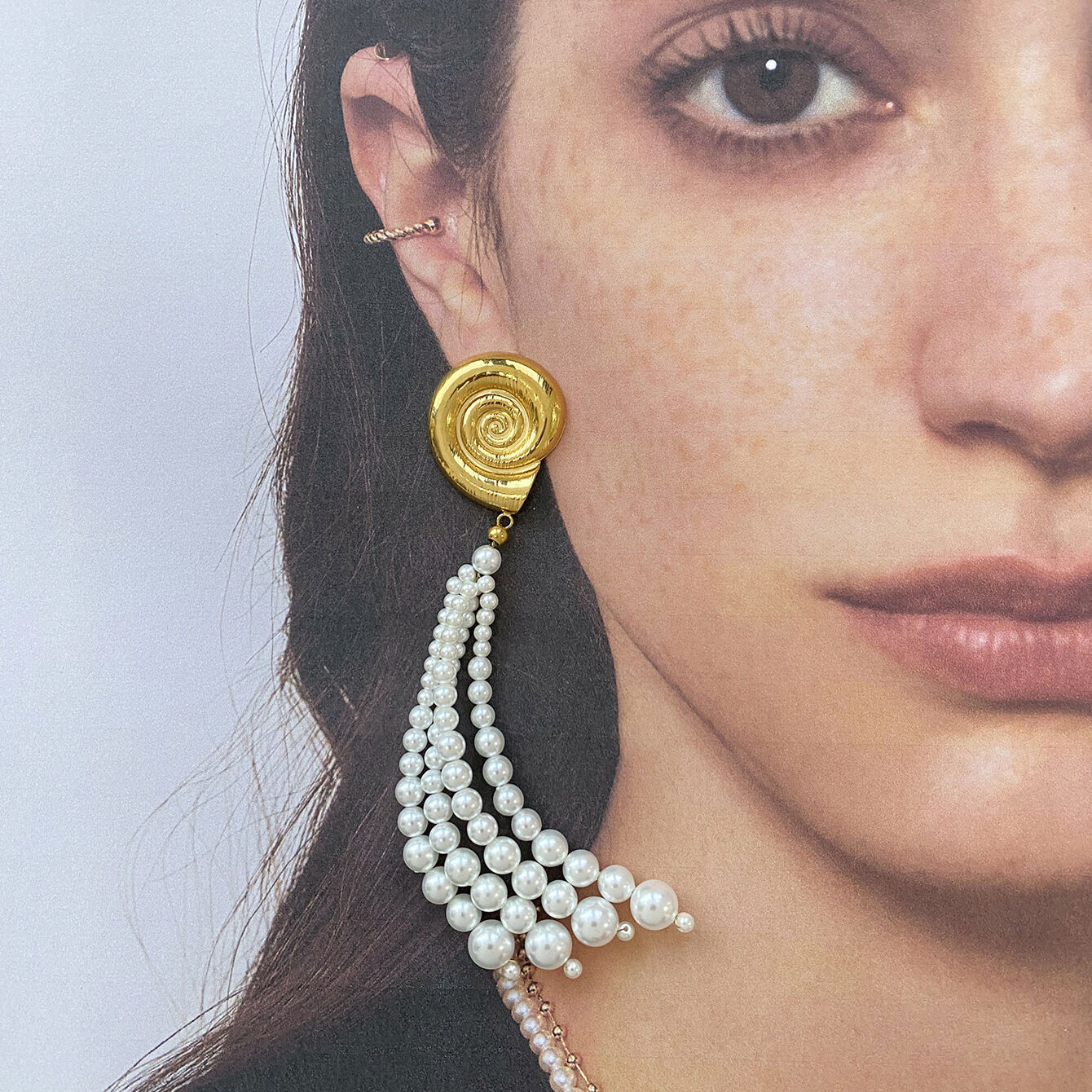 1 pair romantic series  shell stainless steel  gold plated artificial pearl women Beads Earrings thumbnail 5