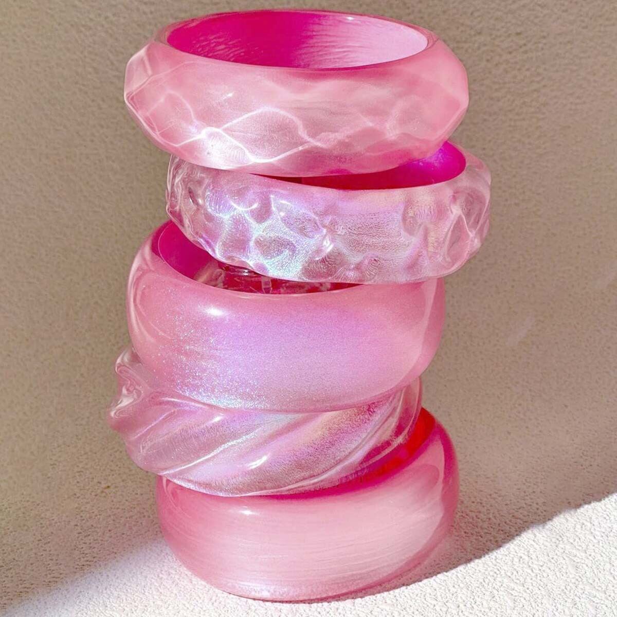 Simple Geometric Pink Bracelet for Women thumbnail 3