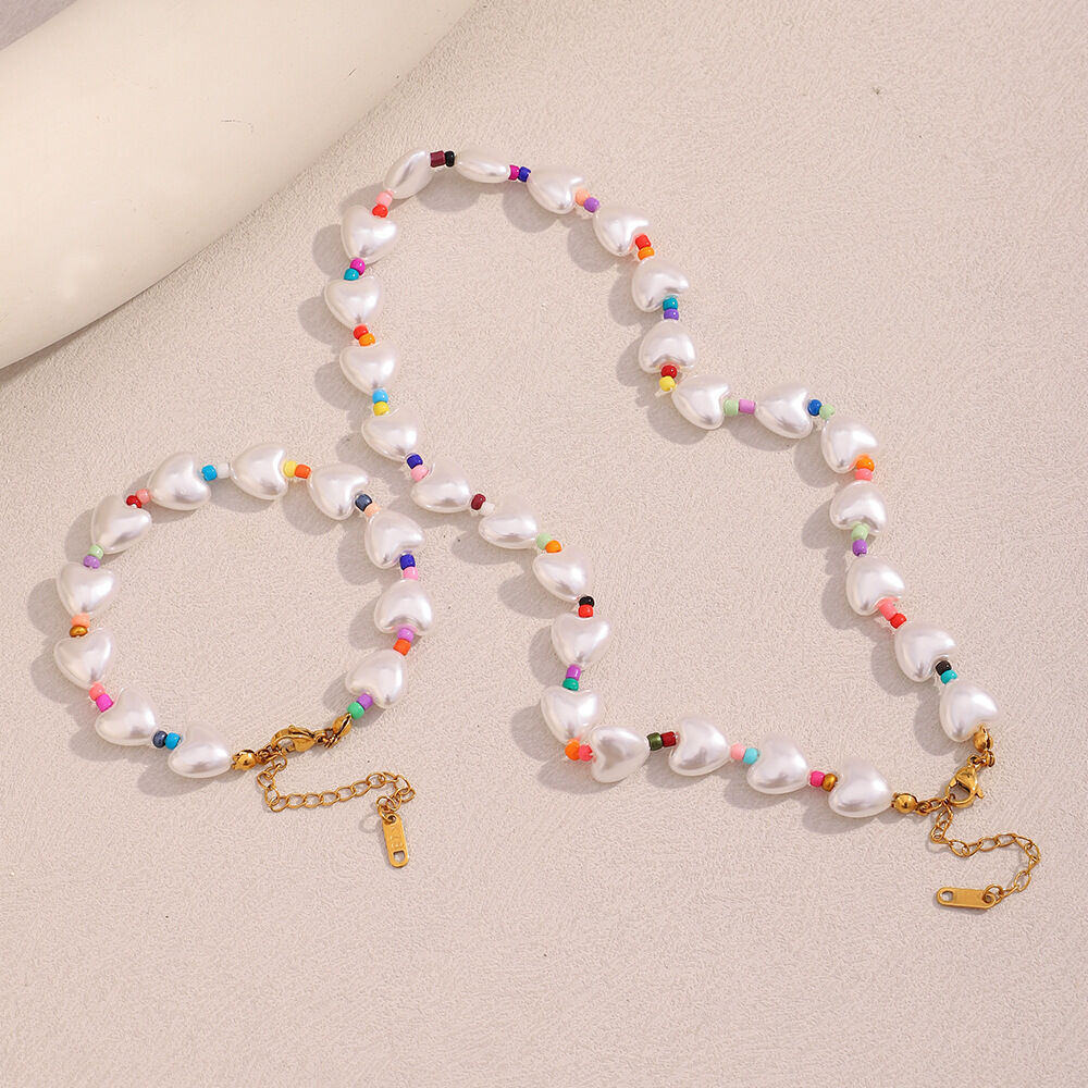 Romantic Series Sweet Heart Acrylic Women's Beaded Necklaces thumbnail 5