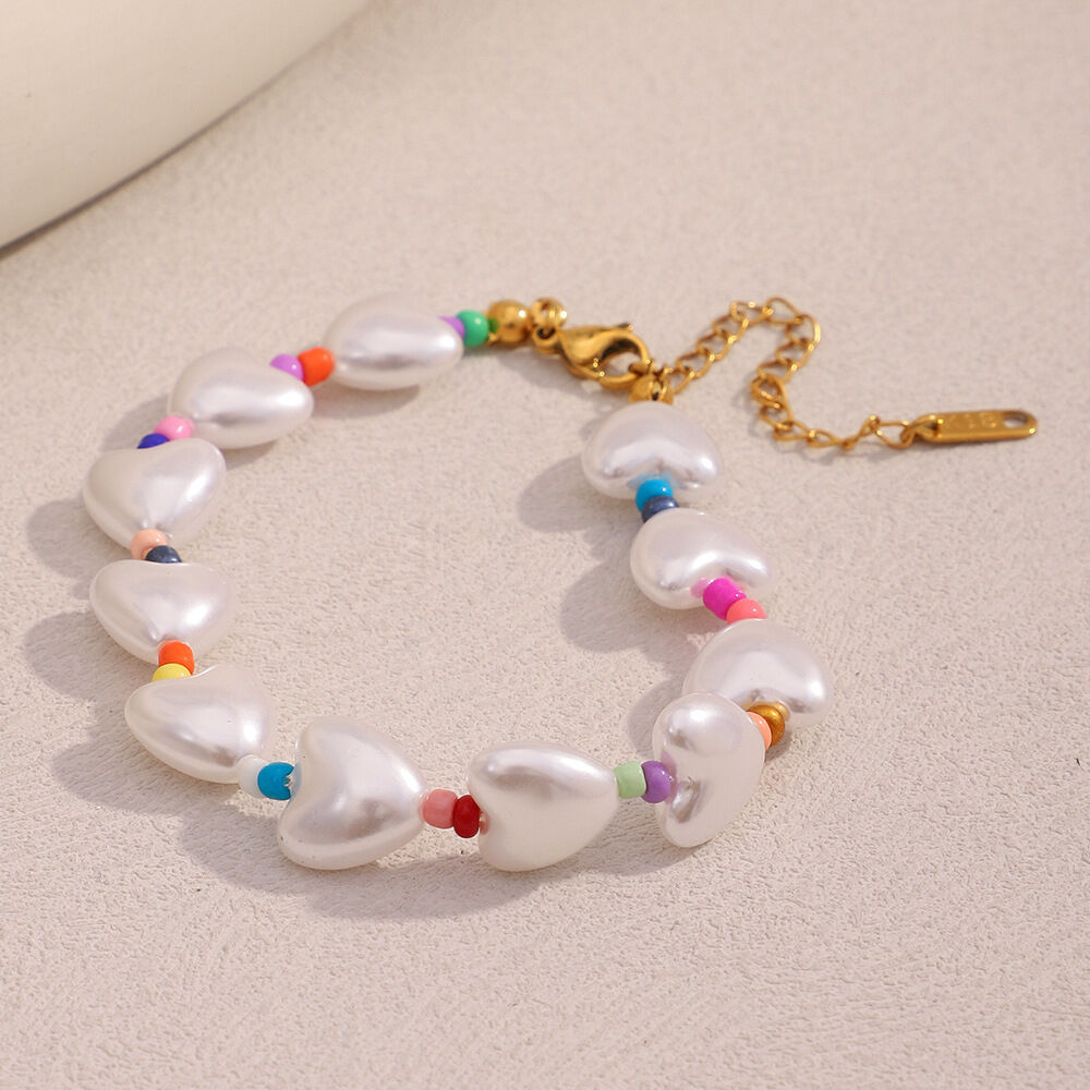 Romantic Series Sweet Heart Acrylic Women's Beaded Necklaces thumbnail 4