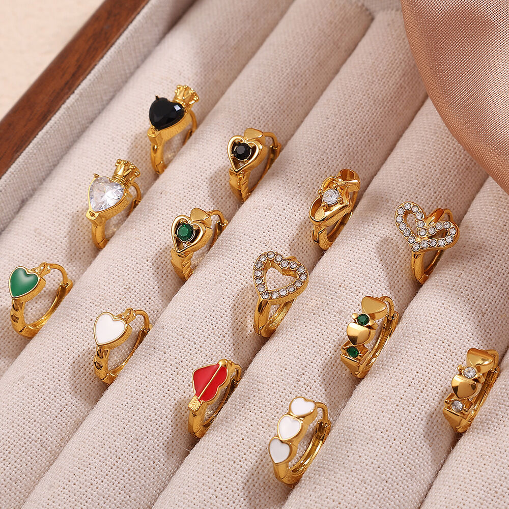 1 Pair Heart Stainless Steel Waterproof  Gold Color Hoop Earrings thumbnail 2