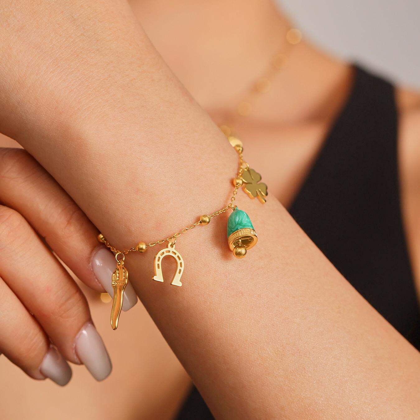 1 Piece Gorgeous Bell Stainless Steel Waterproof Gold Color Women's Necklaces Sets thumbnail 6
