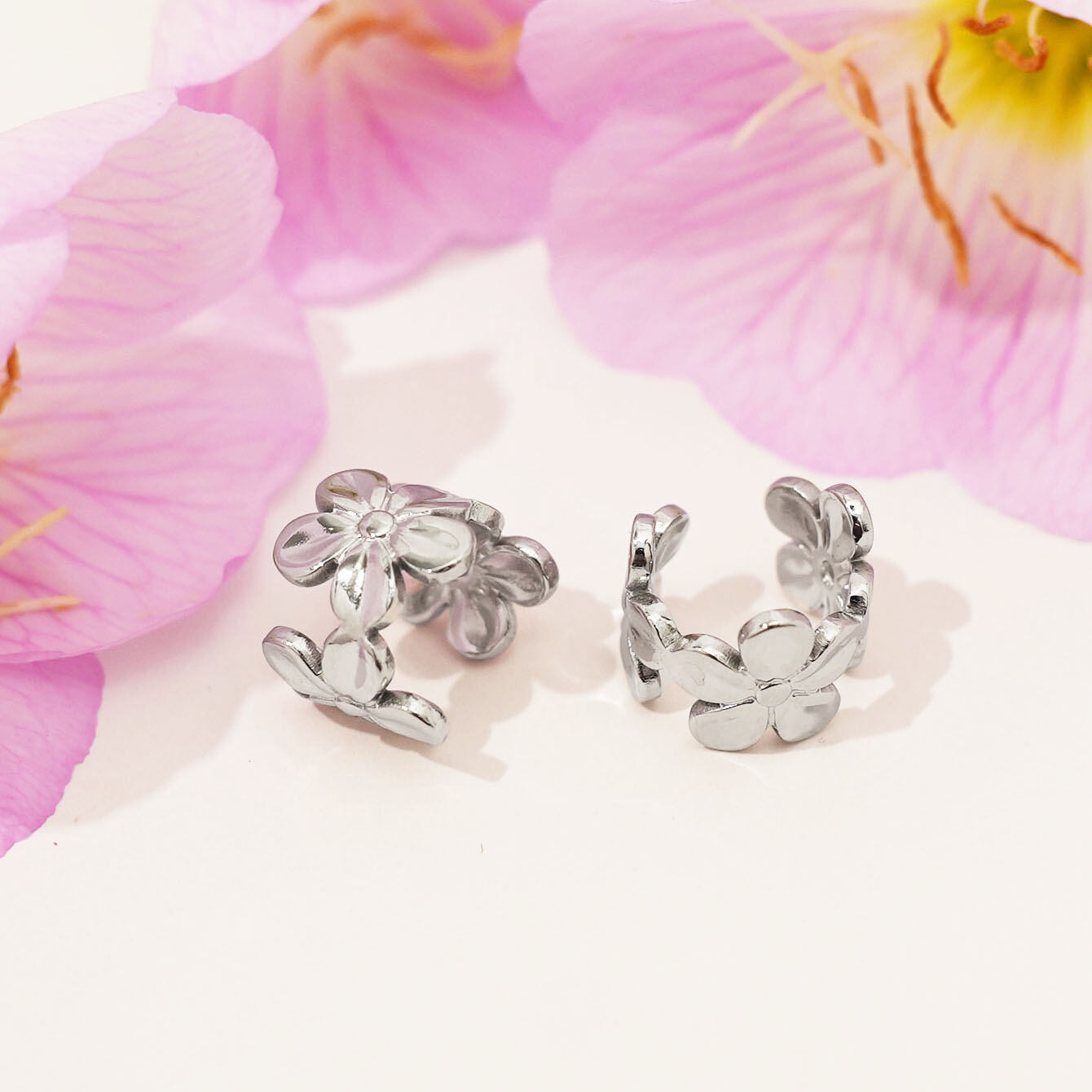 1 Piece  Simple Flower Stainless Steel Waterproof  Gold Color  Women's Ear Cuffs thumbnail 10