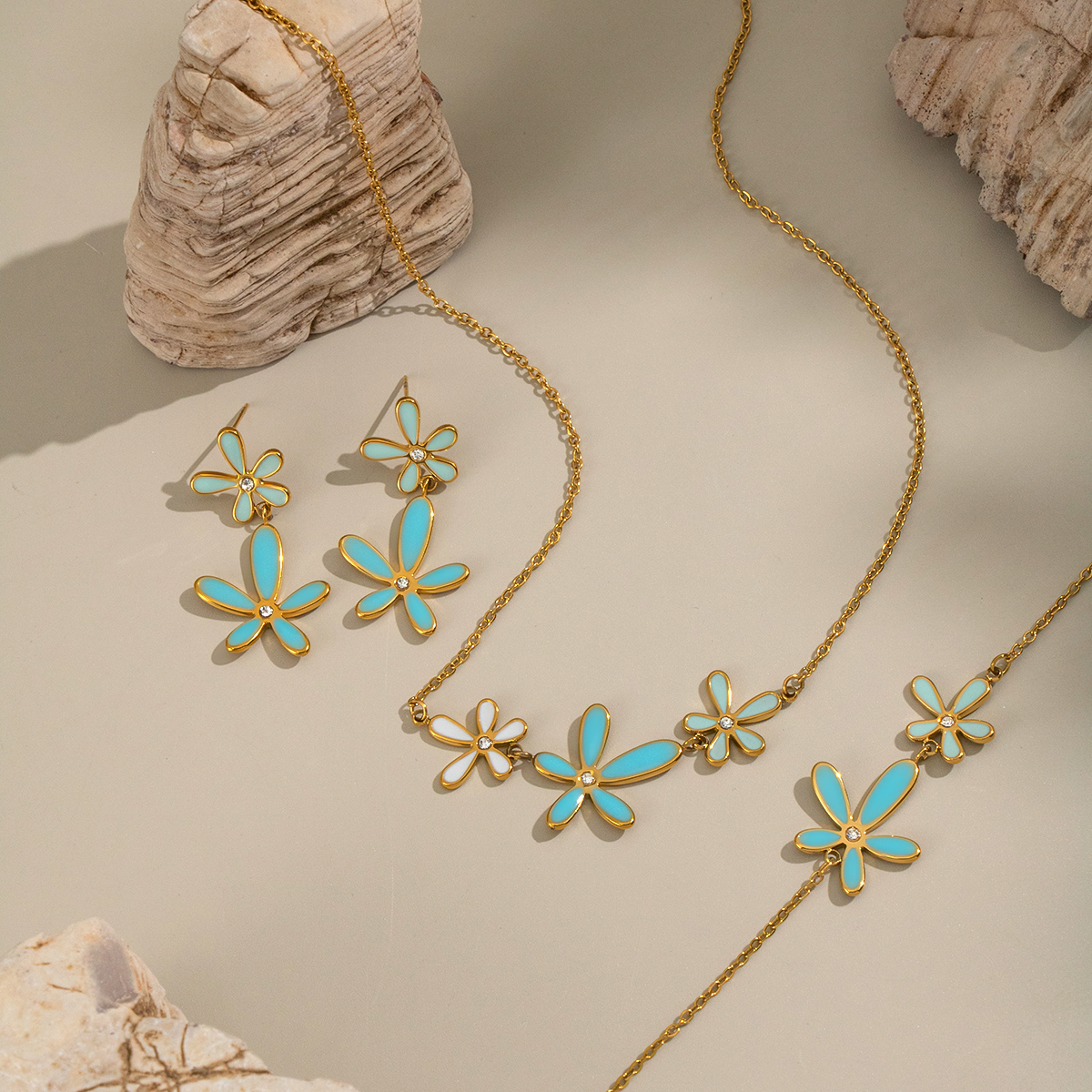 Romantic Series Elegant Flower Stainless Steel Waterproof Gold Color Rhinestone Necklace Set thumbnail 2