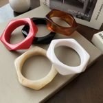 1 Piece Irregular Shape Resin Bangle thumbnail 5