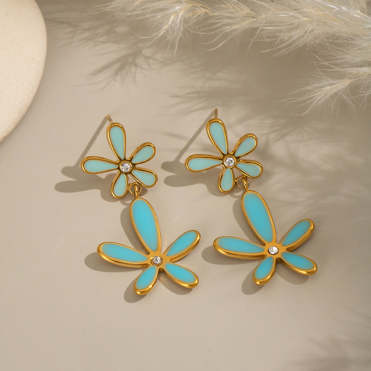 Romantic Series Elegant Flower Stainless Steel Waterproof Gold Color Rhinestone Necklace Set thumbnail 5