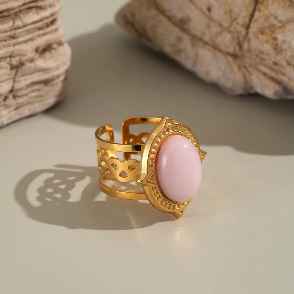1 Piece Retro Strip Oval Lines Stainless Steel Waterproof Gold Color Natural Stone Women's Gemstone Rings thumbnail 4