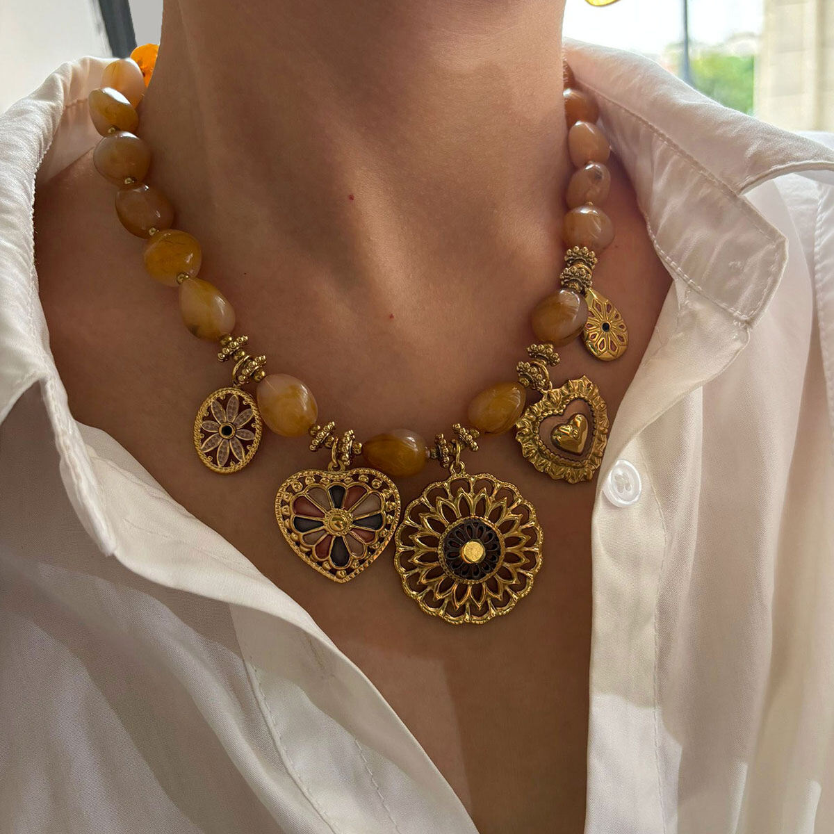 1 Piece Luxurious Flower Heart Resin Gold Color Pendant Necklace