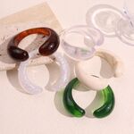 1 Piece Irregular Shape Gradient Color Resin Cuff Bracelet thumbnail 2