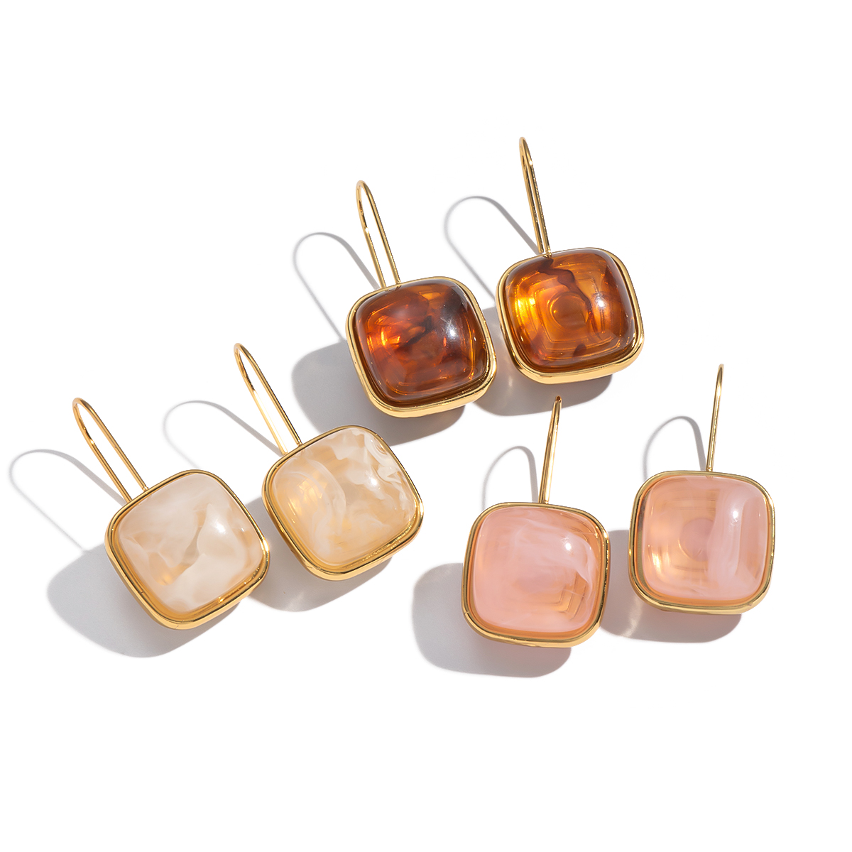 1 Pair Retro Resin Gold Color Drop Earrings thumbnail 5