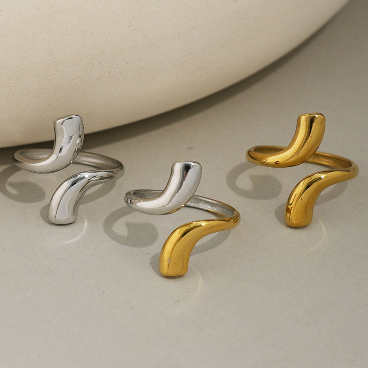1 Piece Simple Irregular Shape Stainless Steel Waterproof   Women's Statement Rings thumbnail 3