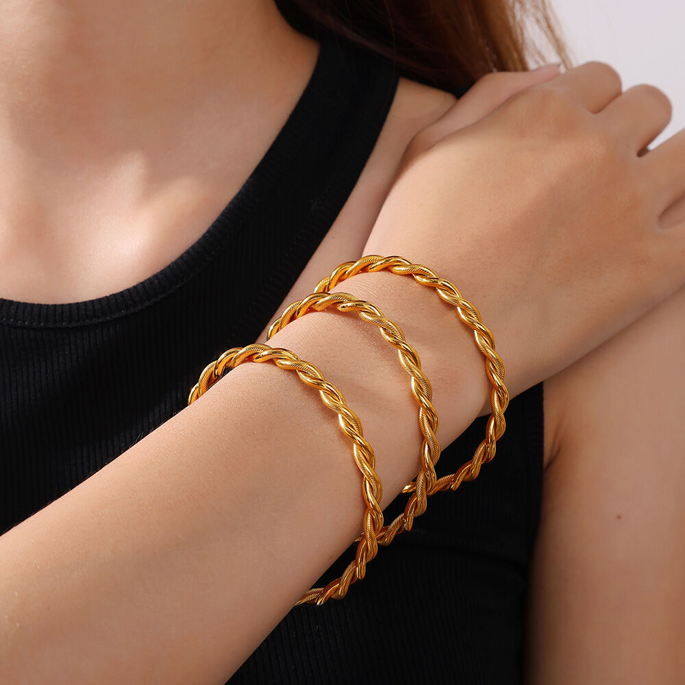 1 Piece Twisted Shape Stainless Steel Waterproof Gold Color Cuff Bracelet thumbnail 4