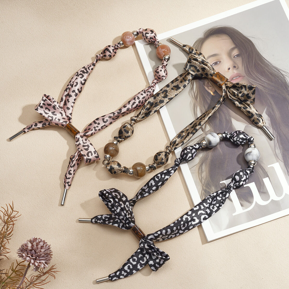 1 Piece Retro Leopard Print Fabric Scarf Necklace