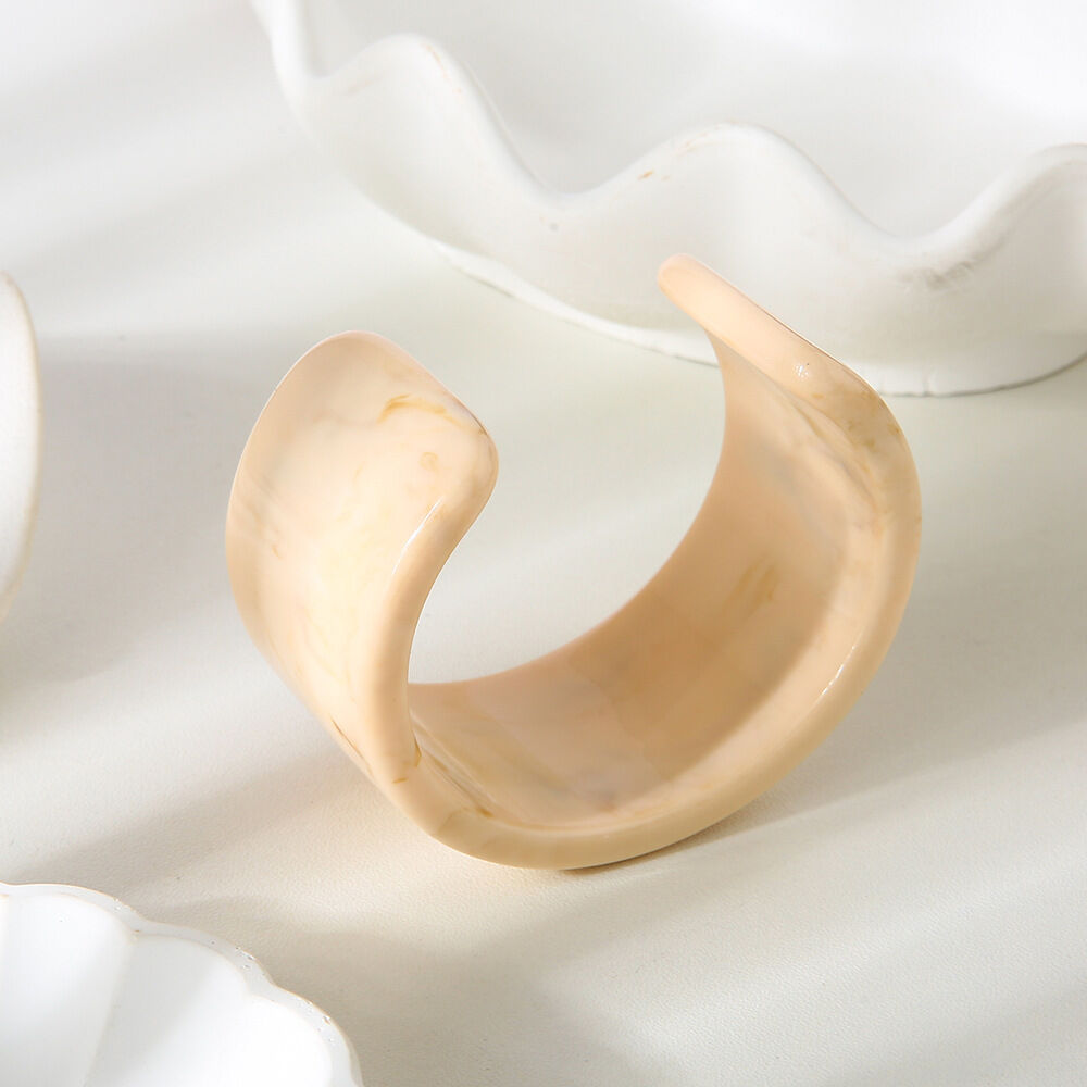 1 Piece Simple Gradient Color Resin Women's Cuff Bracelets 2