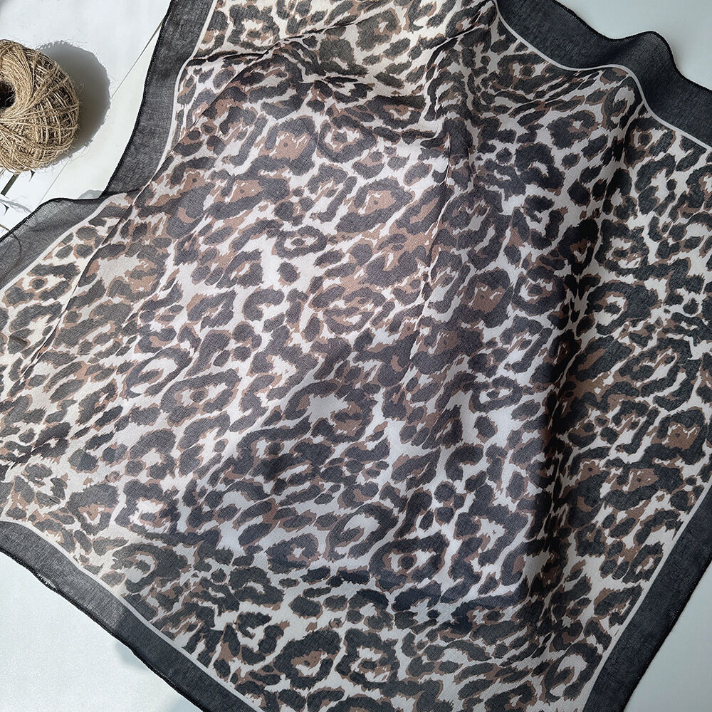 1 Piece Retro Leopard Print Pattern Bandana thumbnail 3
