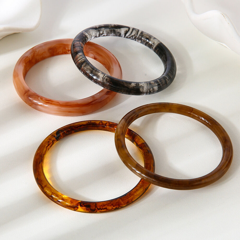 1 Piece Classic Retro Circle Gradient Color Resin Women's Bangles