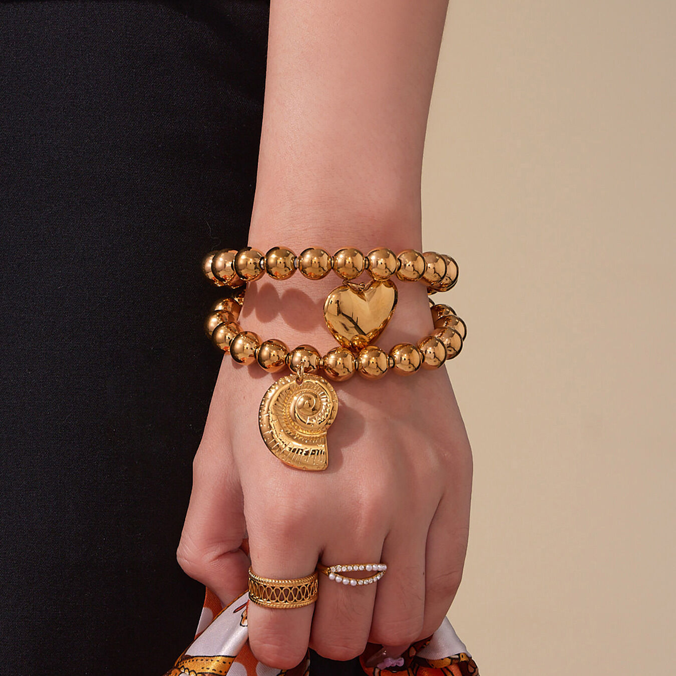 1 Piece Solid Color Heart Beads Shell Stainless Steel Waterproof Gold Color Women's Cuff Bracelets thumbnail 3