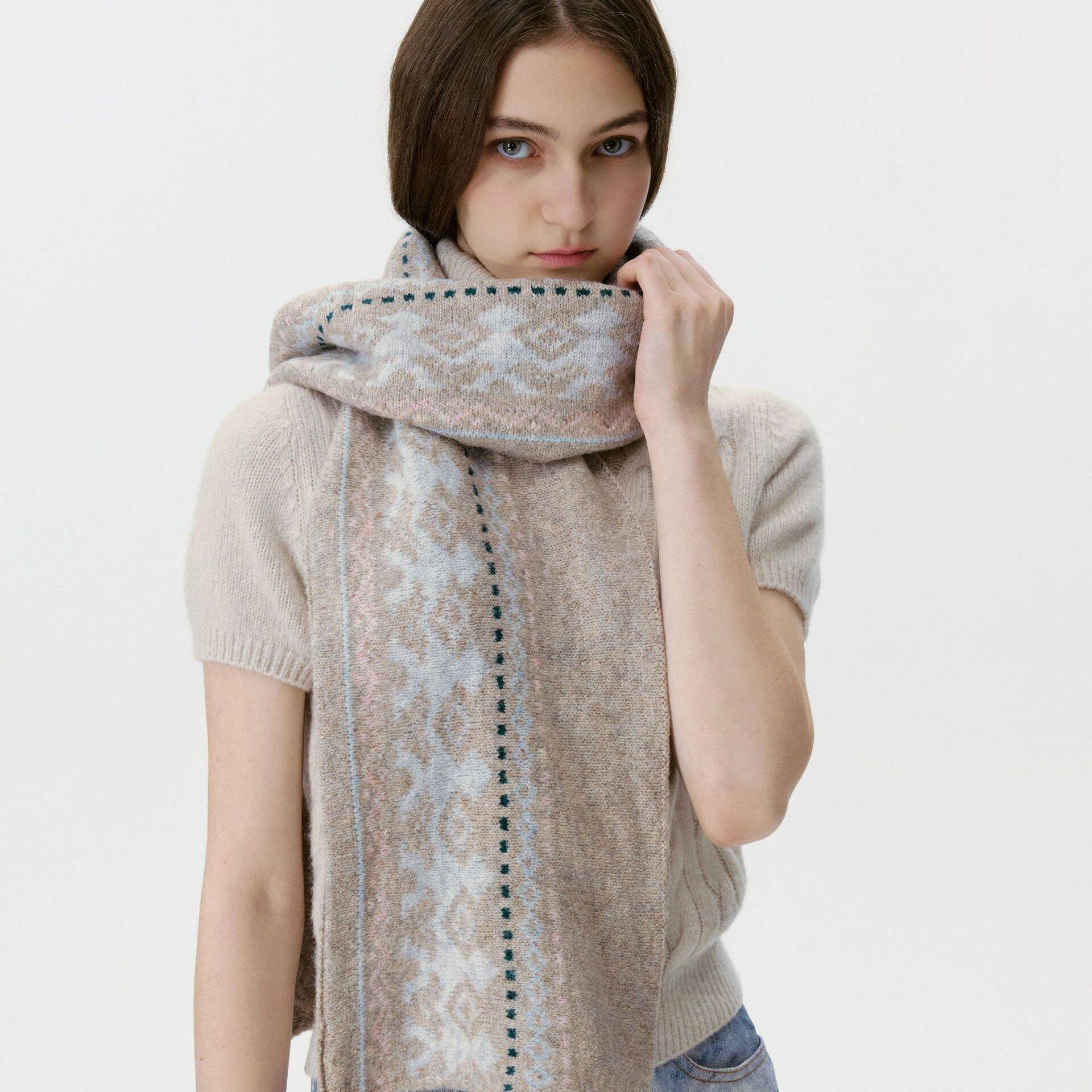 1 Piece Vintage Fair Isle Wool Women's Winter Scarves thumbnail 2