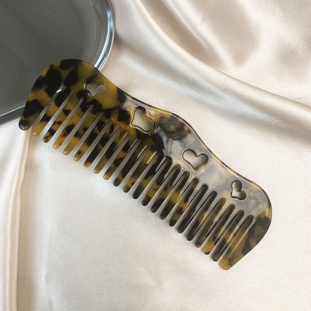 1 Piece Vintage Heart Acetate Hair Brush