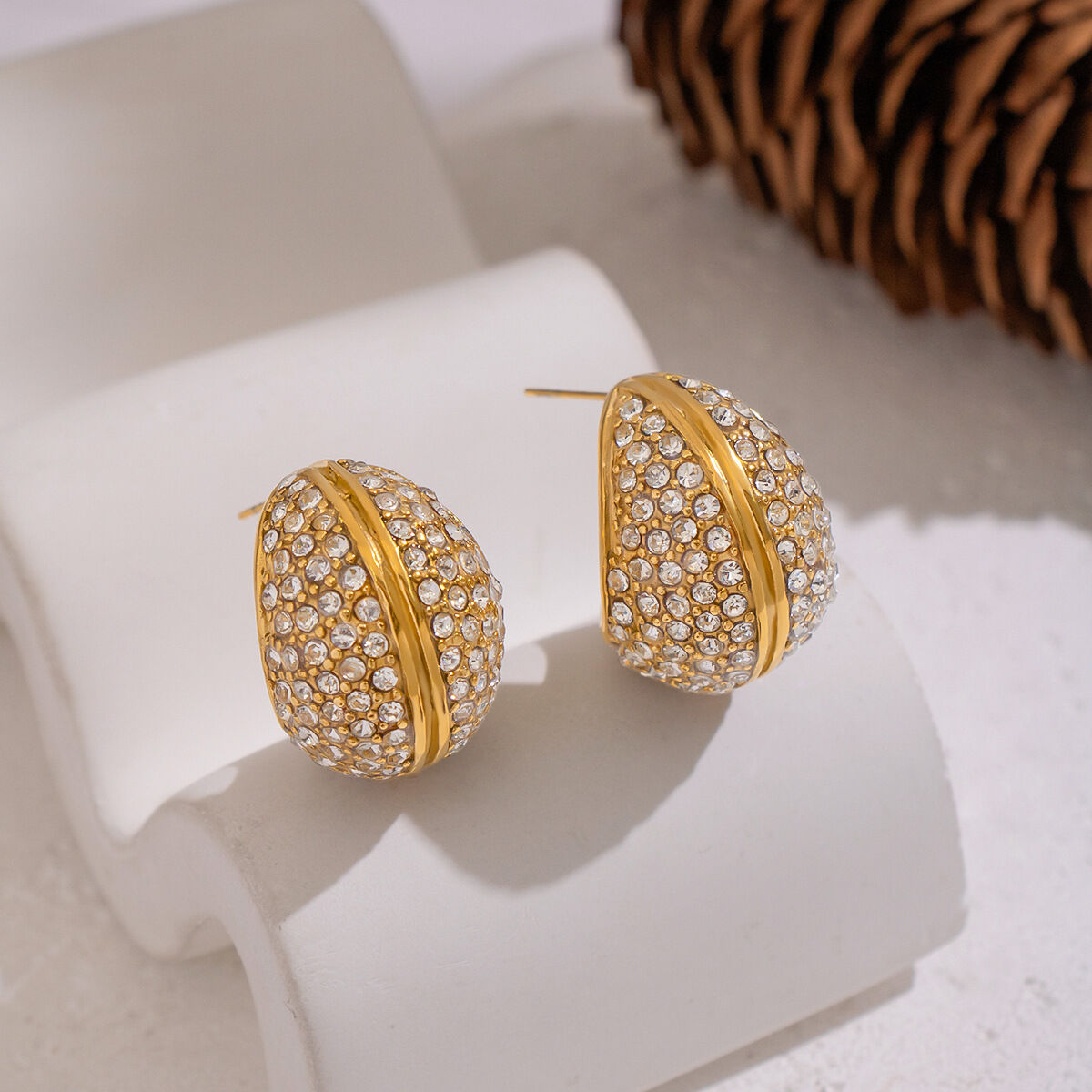 1 Pair Luxurious Stainless Steel Waterproof Gold Color  Rhinestone Stud Earrings thumbnail 2