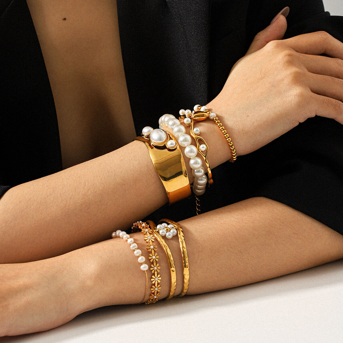 1 Piece Romantic  Heart Mixed Gold Color And Silver Colors Stainless Steel Waterproof   Women's Bangles thumbnail 4