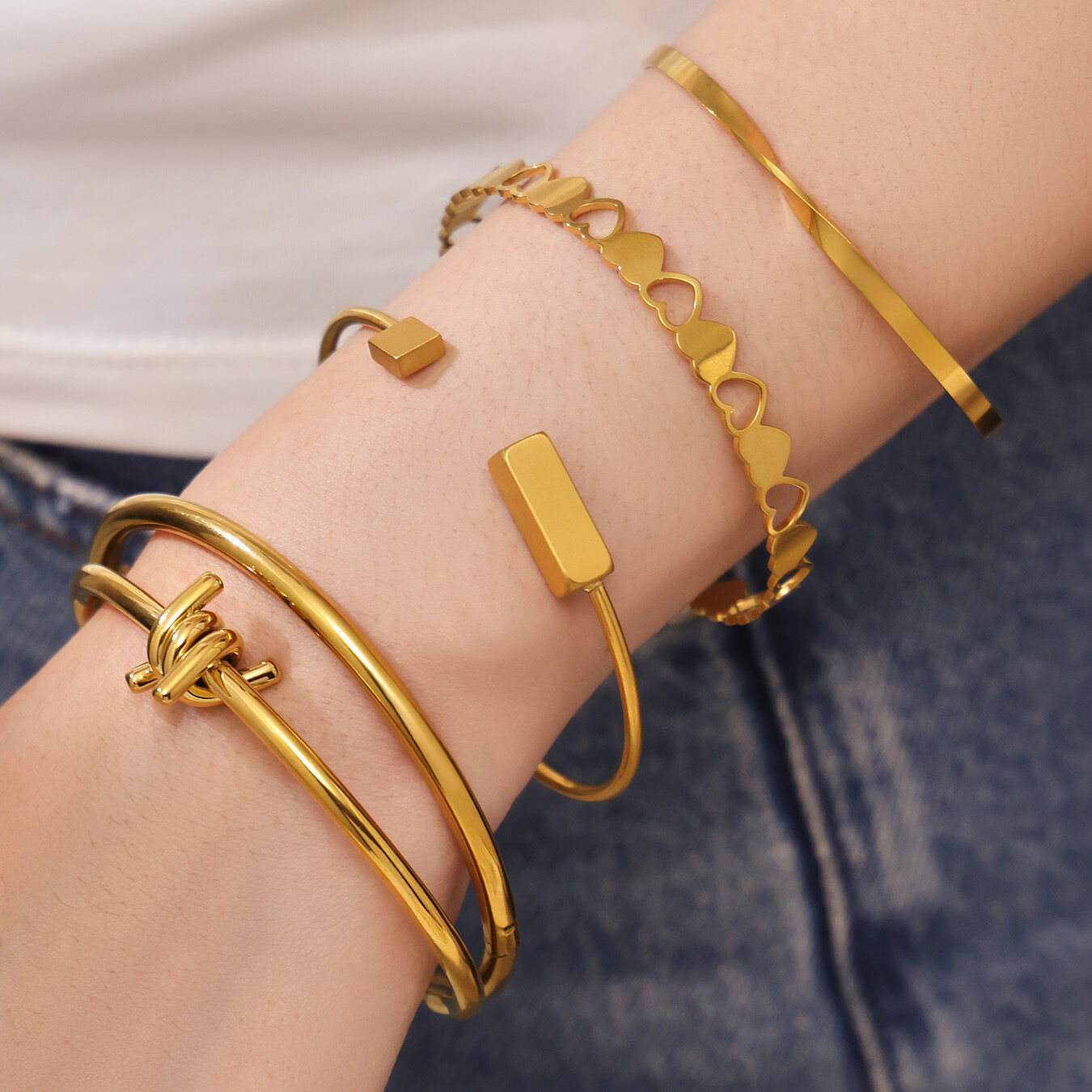 Sleek Irregular Shape Stainless Steel Waterproof&Anti-tarnish Gold Color Women's Cuff Bracelets thumbnail 2