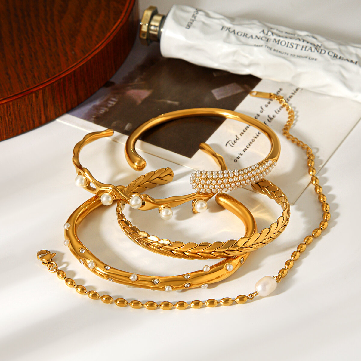 Elegant Stainless Steel Waterproof Gold Color Pearl Women's Bangles thumbnail 6