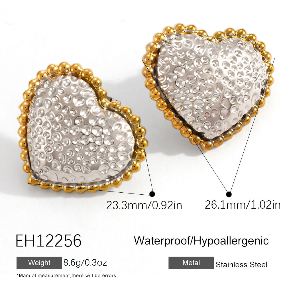 Luxurious Retro Heart Stainless Steel Waterproof Gold Color Women's Stud Earrings thumbnail 1