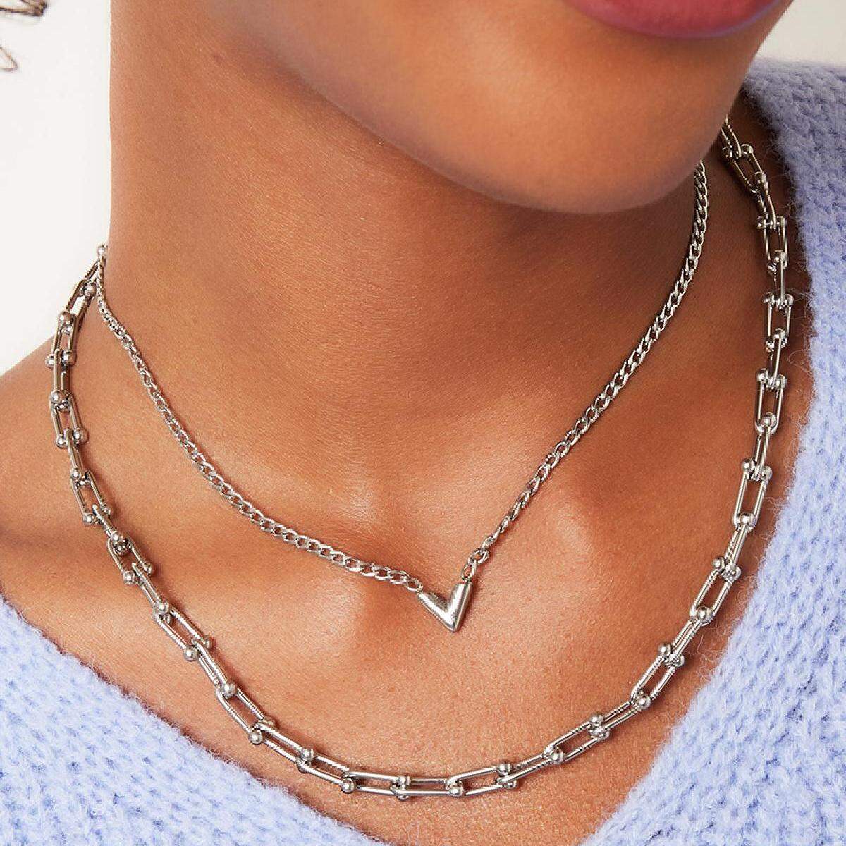 Necklace linked chain thumbnail 4